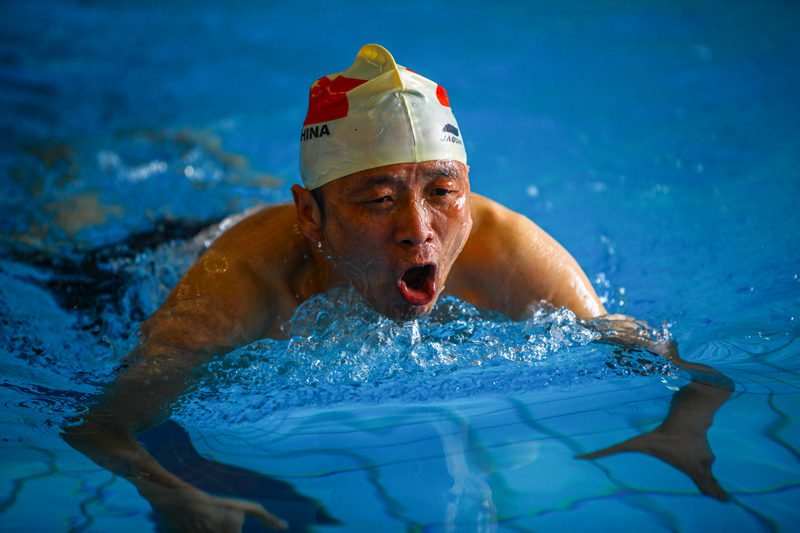 ���ֶ�����ǰ��